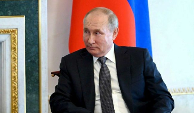 Владимир Путин пообещал повысить пенсии и выплаты военным – последние новости :: Экономика :: Дни.ру