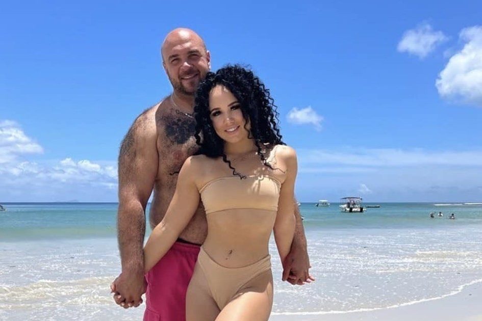 Глеб Жемчугов и Анастасия Роинашвили подали заявление в загс