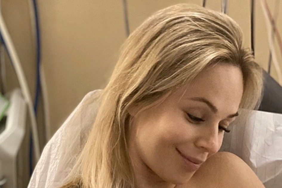 Ирина Медведева родила дочь | StarHit.ru