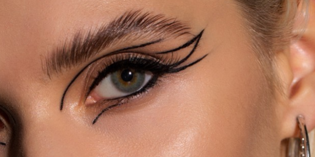 Акцент на глаза: делаем модный макияж с тонкими стрелками — Красота