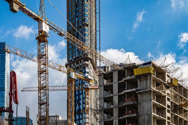 Как реализовать программы Минстроя? Актуальные задачи и решения российского строительного сектора :: Недвижимость :: Дни.ру