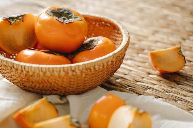 Есть хурму может быть вредно: чем опасно сладкое лакомство — Дом