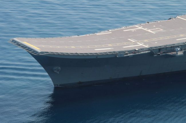 Авианосец пустыни. Китай будет учиться уничтожать боевые корабли США | Армия | Общество