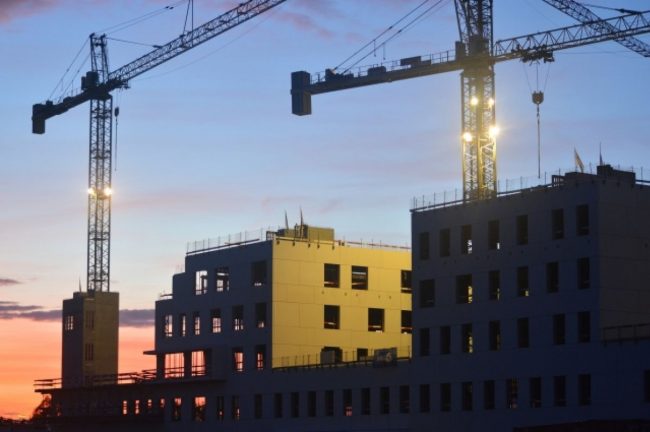В 43 городах России прекратилось строительство нового жилья | Общество