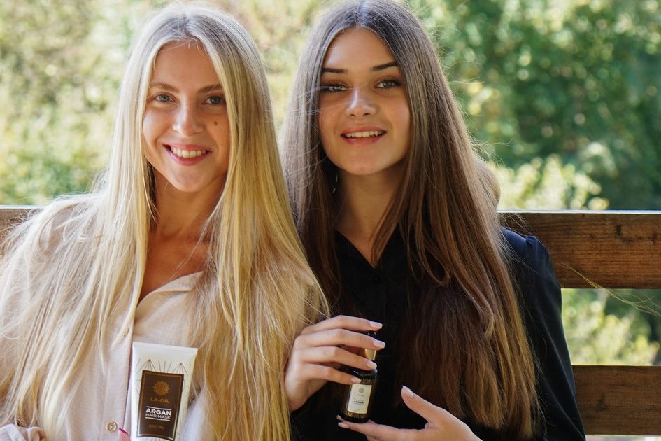 Роскошь сияния: натуральная косметика для шикарной шевелюры. И не только