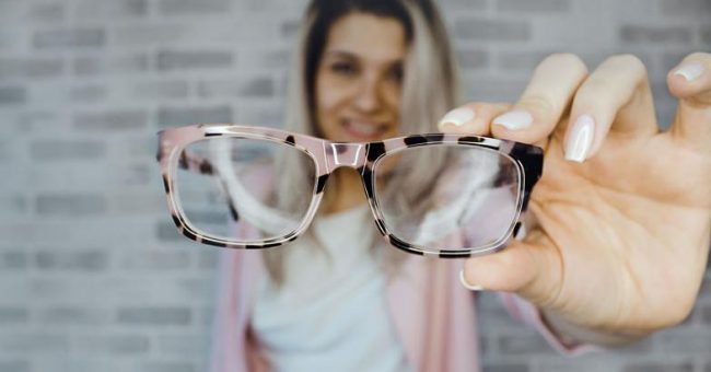 5 упражнений, которые помогут сохранить здоровье глаз — Будь здорова!