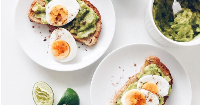 Токсичный, не дружит с бананом и другие свойства авокадо, о которых вы не знали