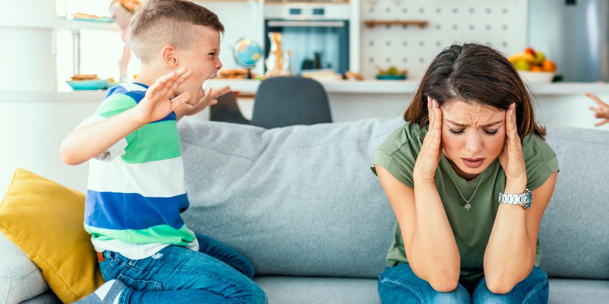 «Его поведение выходит за рамки»: мать рассказала, почему ненавидит 6-летнего сына