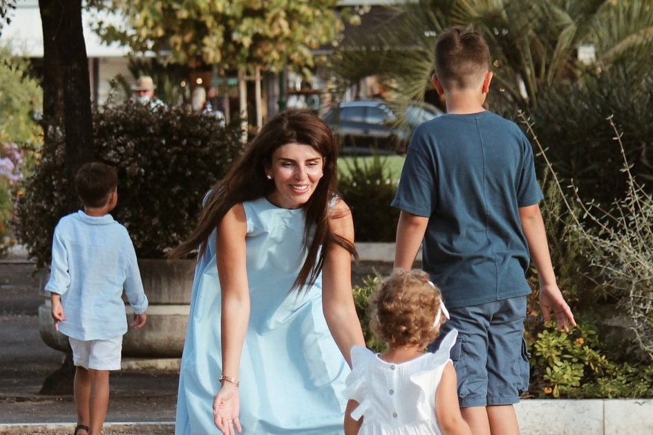 «Мне удается держать баланс»: мама пятерых детей о секретах ведения бизнеса в декрете