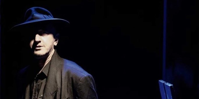 Пресс-показ премьерного спектакля Максима Лакомкина «Книжный воришка» :: Пресс-релизы :: Дни.ру