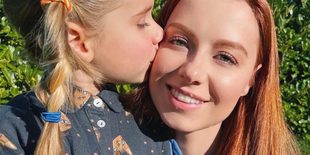 Юлия Савичева увидела дочь спустя полтора года разлуки