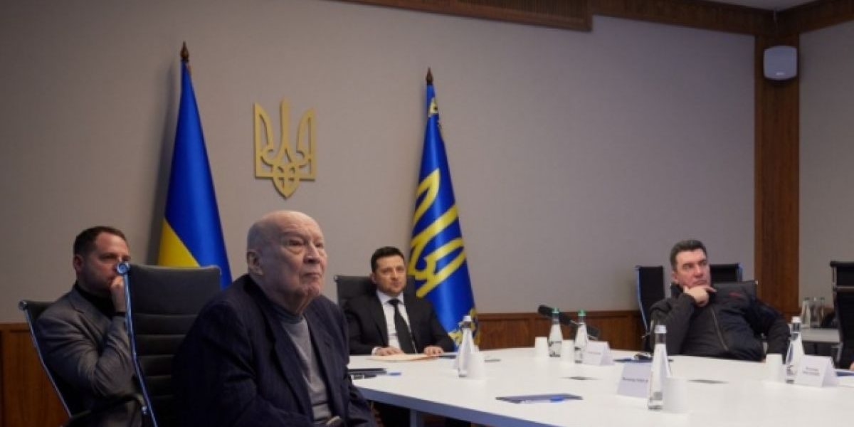 СМИ: офис главы Украины проверяют после сообщения о заложенной бомбе | Происшествия