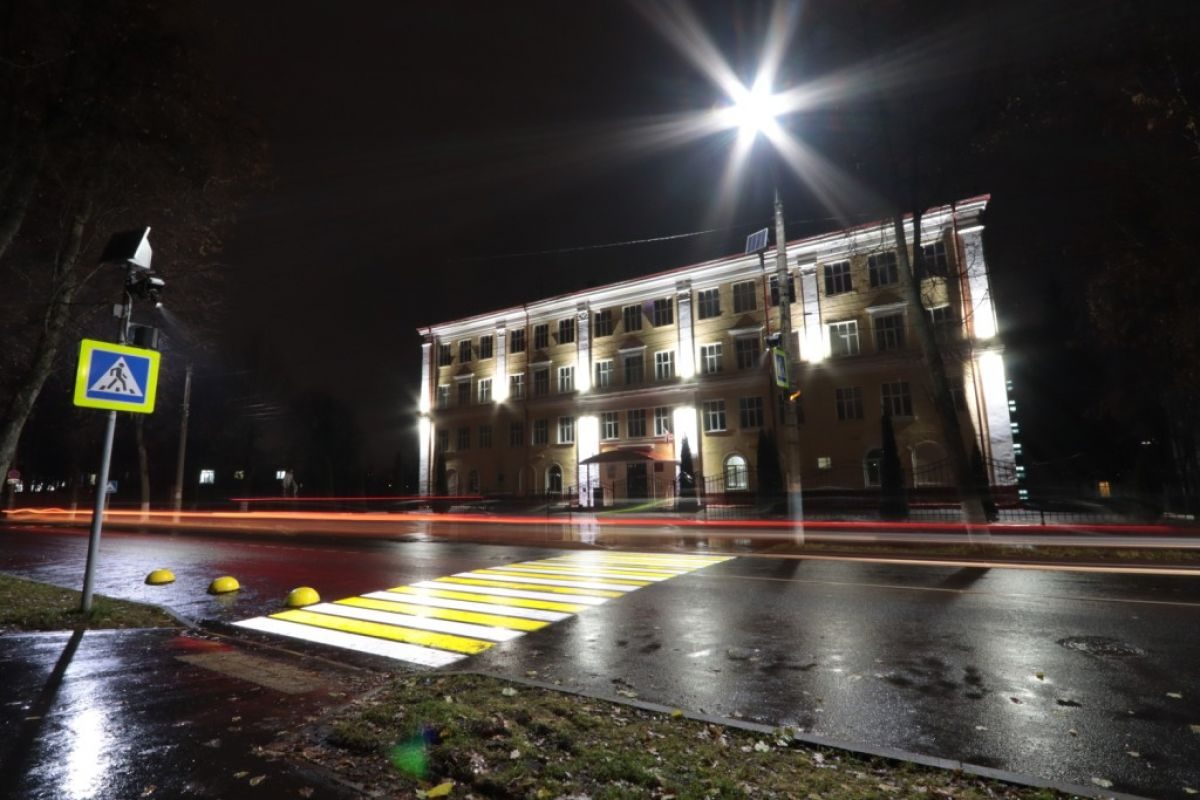 СМИ сообщили о разработке нового ГОСТа для повышения безопасности пешеходов | Безопасность | Авто