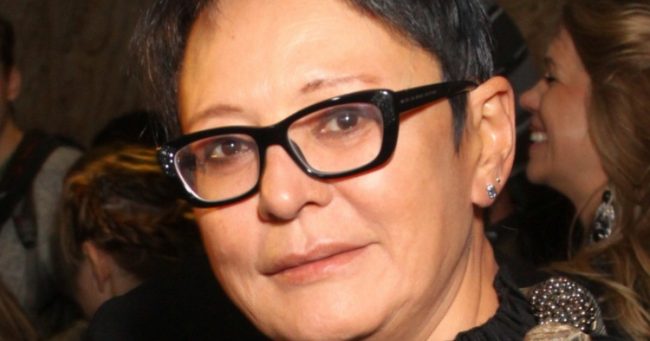Ирина Хакамада проводит время в ночном клубе
