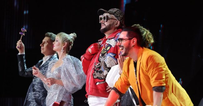 Киркоров не принял Батрутдинова, Лошадь попала в аварию, костюмер дал подсказки: закулисье шоу «Маска»