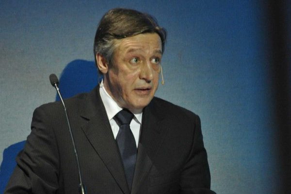 как живет ставшая мальчиком дочь Ефремова, подробности, 2022 :: Шоу-бизнес :: Дни.ру