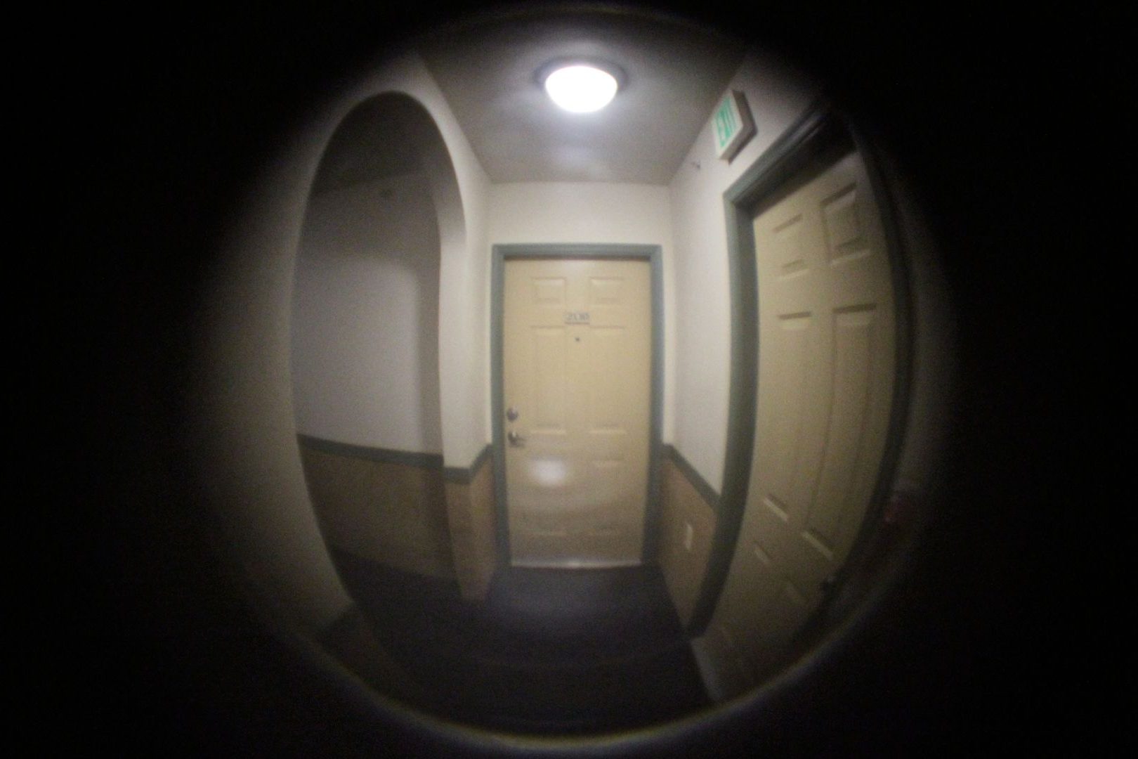 11 неочевидных признаков того, что вашу квартиру «пасут» воры | Интересные факты