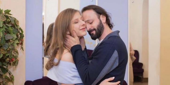 Авербух рассказал о браке с Арзамасовой: «Не знаем, что такое конфликт» — Звезды