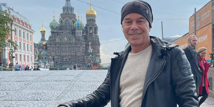 Газманов прокомментировал слухи об эмиграции и проблемах с полицией — Звезды