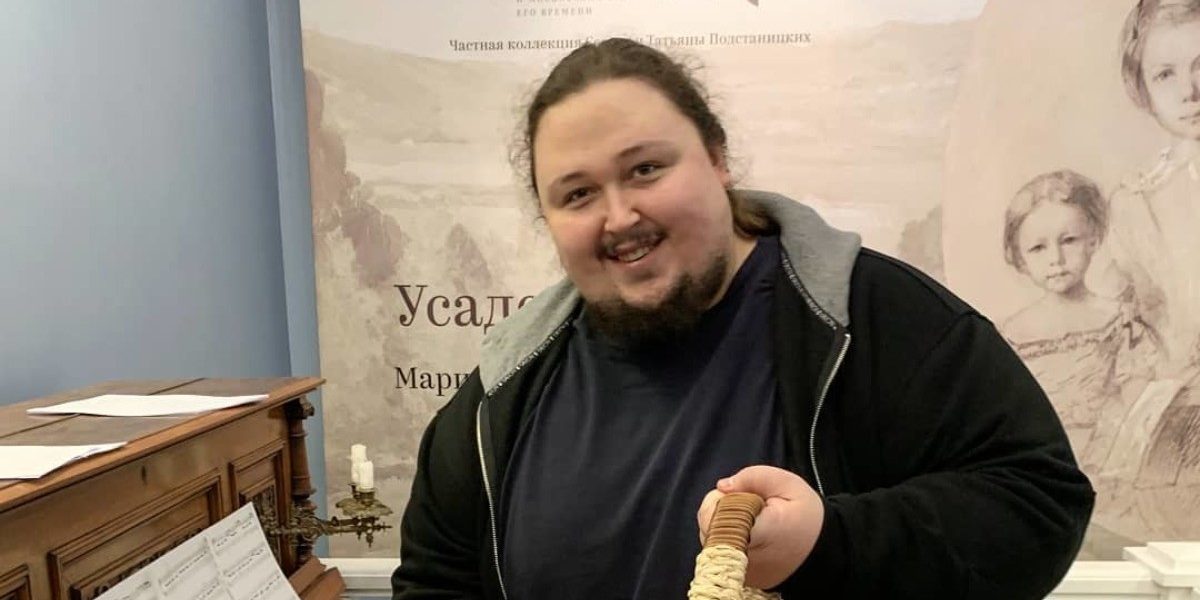 Сын Сафронова нашел замену McDonald’s: «Деды и прадеды ели запеченную в мундире картошку»