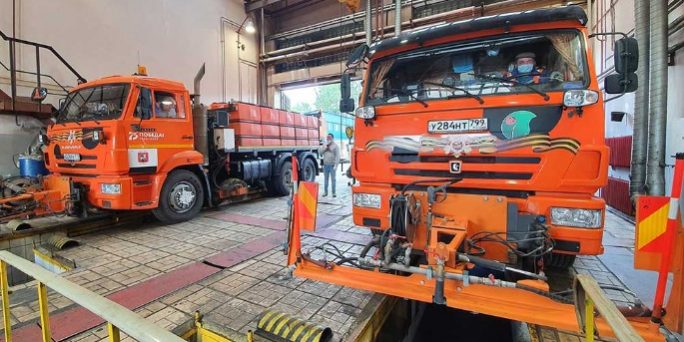 Все запчасти для ремонта техники коммунальных служб Москвы производятся в России :: Экономика :: Дни.ру