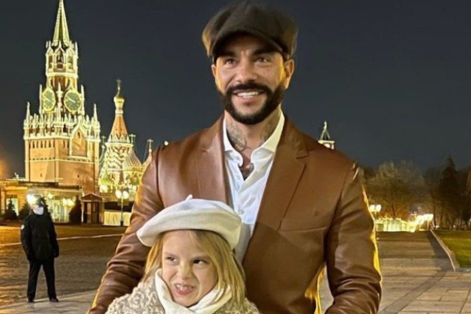 «Я не завидую папе»: Симона о будущих конфликтах Тимати с дочерью