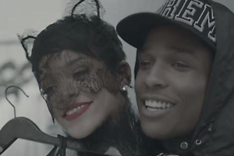 Рианна и Asap Rocky объявили о помолвке в клипе — Звезды