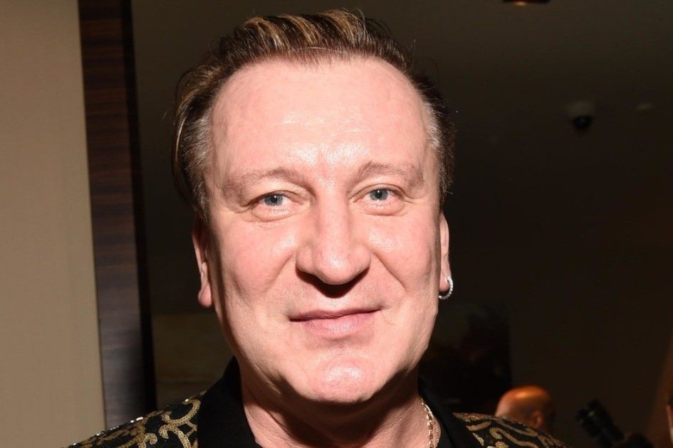 «У меня такое часто бывает»: Сергей Пенкин рассказал, как вырезали его дуэт с Таисией Повалий