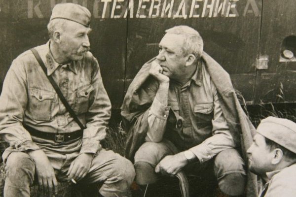 Смоктуновский, Этуш, Никулин и прошедшие Великую Отечественную войну актеру – подробности, парад :: Шоу-бизнес :: Дни.ру