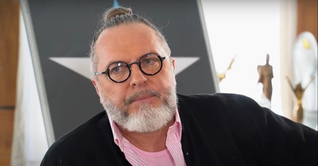 Грымов об обиде на Витаса: «Я придумал жабры для него, продюсер стоял передо мной на коленях»