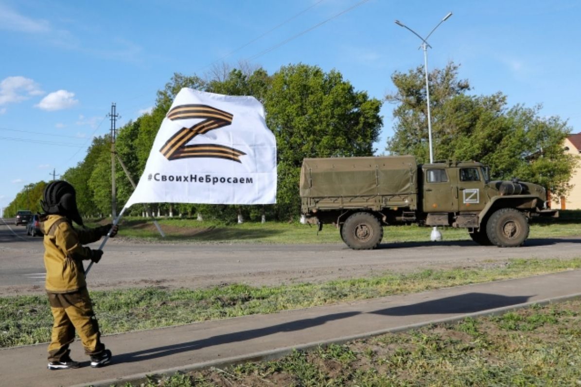 Мальчик Алеша, приветствующий участников СВО, рассказал о своей мечте | Общество