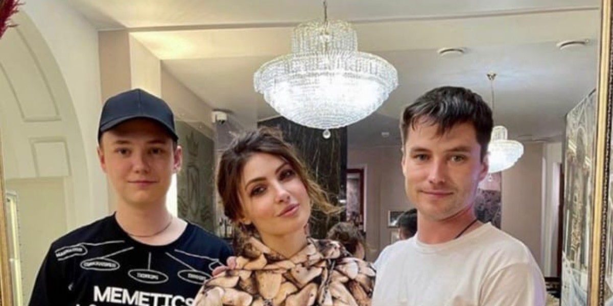 Пасынок Макеевой зол из-за сравнений девушки с его мамой: «Уля честная в отличие от Светланы»