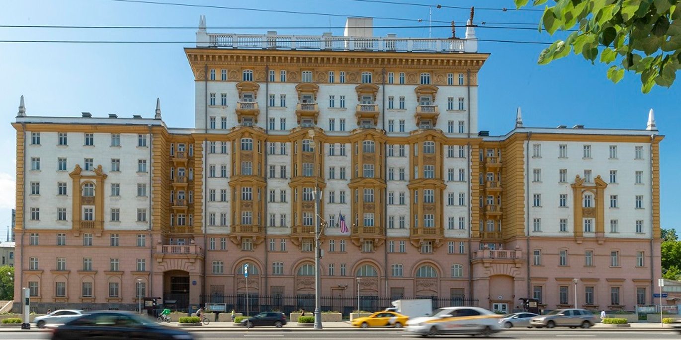 Адрес посольства США в Москве изменится на Площадь Защитников Донбасса :: Политика :: Дни.ру