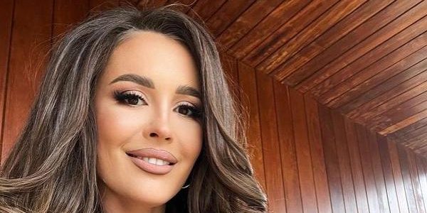 Анна Бузова попала в ДТП — Звезды