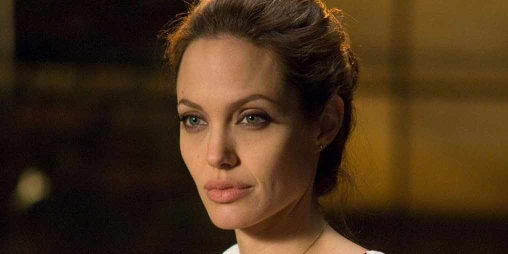 Сведите это немедленно: звезды, пожалевшие о татуировках в честь возлюбленных — Звезды