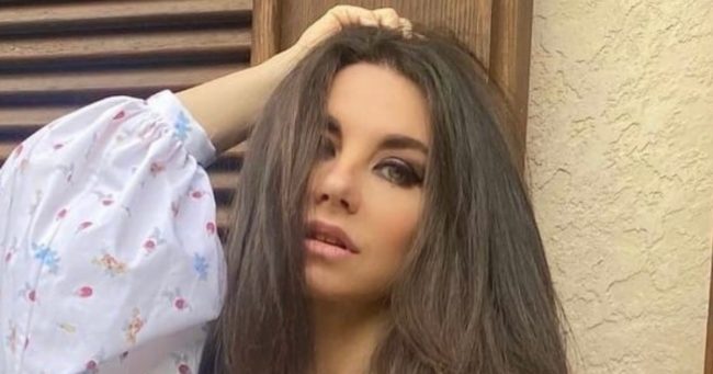 Анна Плетнева: «Чуть не стала жертвой поклонника. Меня схватил мужчина и начал душить»