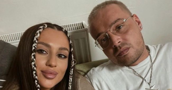 Гуф забрал жену из роддома и раскрыл пол ребенка