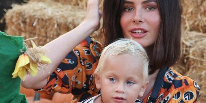 Тратили миллионы, ложились в гроб, ели плаценту: безумные поступки звездных мамочек — Звезды