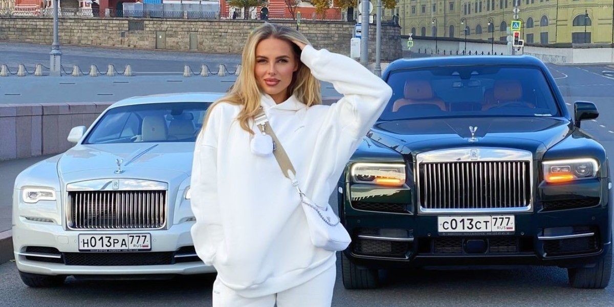 Ханна подала в суд на блогера Конасову за сравнение ее заколок с товаром «Алиэкспресс»