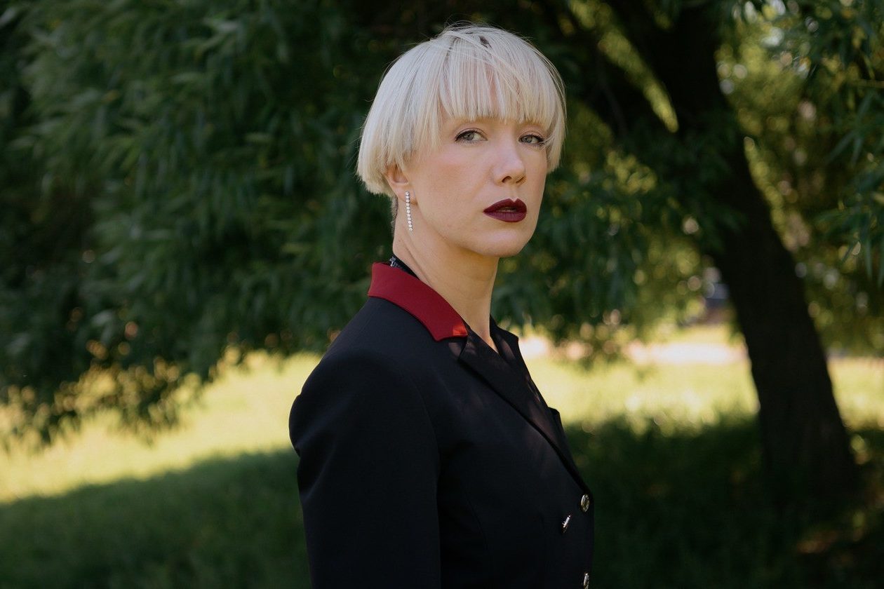 Мороз разгуливает по Питеру в трусах, а Зудина помолодела. Начало съемок новых «Содержанок»