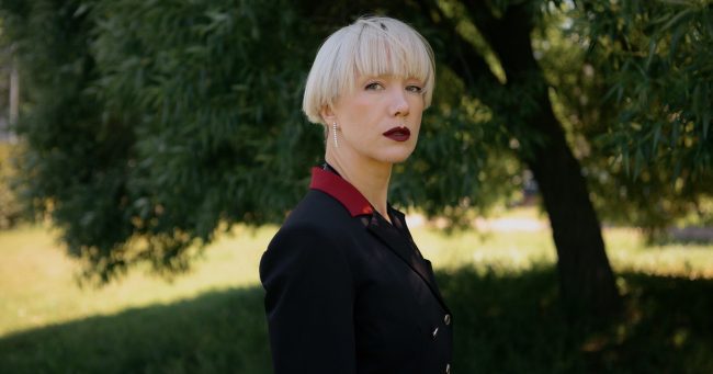 Мороз разгуливает по Питеру в трусах, а Зудина помолодела. Начало съемок новых «Содержанок»