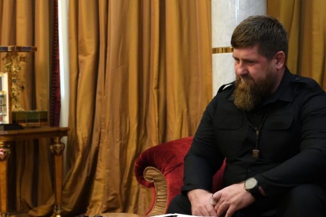 Кадыров: в Лисичанск вошли первые российские спецподразделения | В мире | Политика