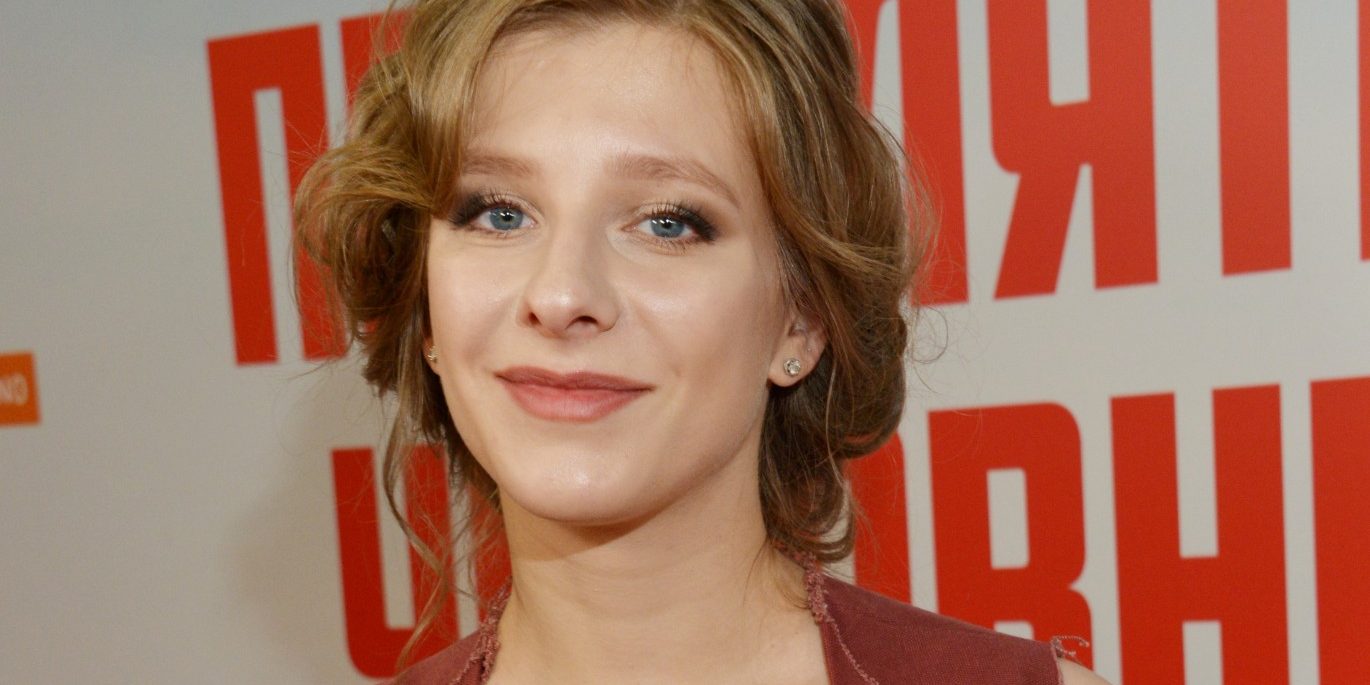 трясущая упругой грудью актриса возбудила народ до предела, последние новости, подробности :: Шоу-бизнес :: Дни.ру