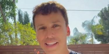 Замок-«призрак» и огромная квартира: выяснилось, какой недвижимостью владеет Галкин в России — Звезды