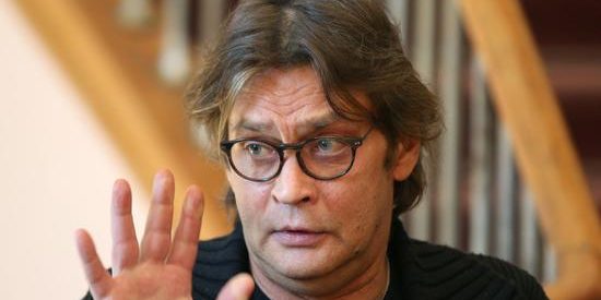 Домогаров расстался с молодой избранницей: «Он тратит время на отдых с новыми пассиями» — Звезды