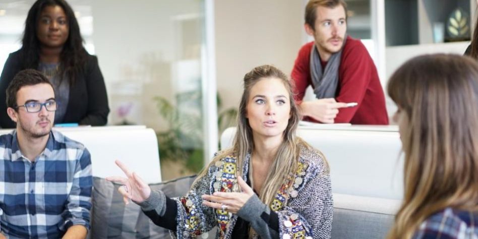 Работа по гороскопу: какая профессия принесет успех и богатство разным знакам Зодиака — Стиль жизни