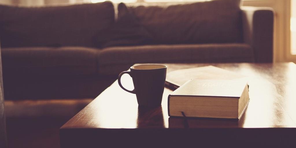 Запах выпечки и никаких фото: как продать квартиру быстрее, лайфхаки от риелторов — Дом