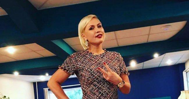 «Идеальная фигура 2022 года!»: Наталья Рагозина обнажилась на пляже перед родами