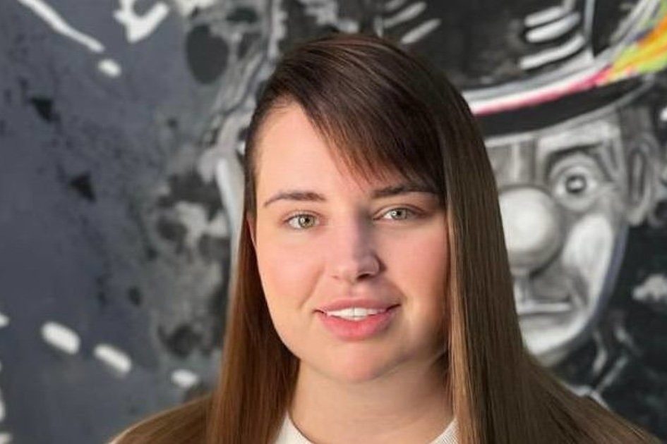 Отекшая, с огромными синяками. Саша Черно показала себя после удаления второго подбородка