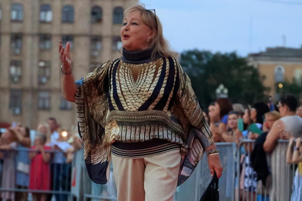 46-летний сын высказался о звездных доходах актрисы, новости, подробности :: Шоу-бизнес :: Дни.ру